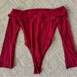 Princess Polly Red Off-Shoulder Bodysuit US6